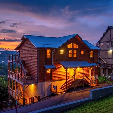 Bigger Bear Views Lodge